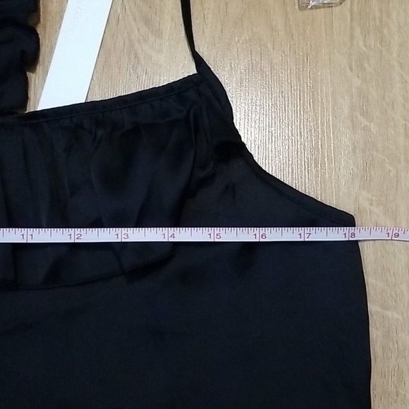 Costa blanca black front ruffle satin tank large - Picture 7 of 8